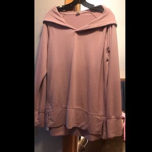 Women’s Danskin pullover